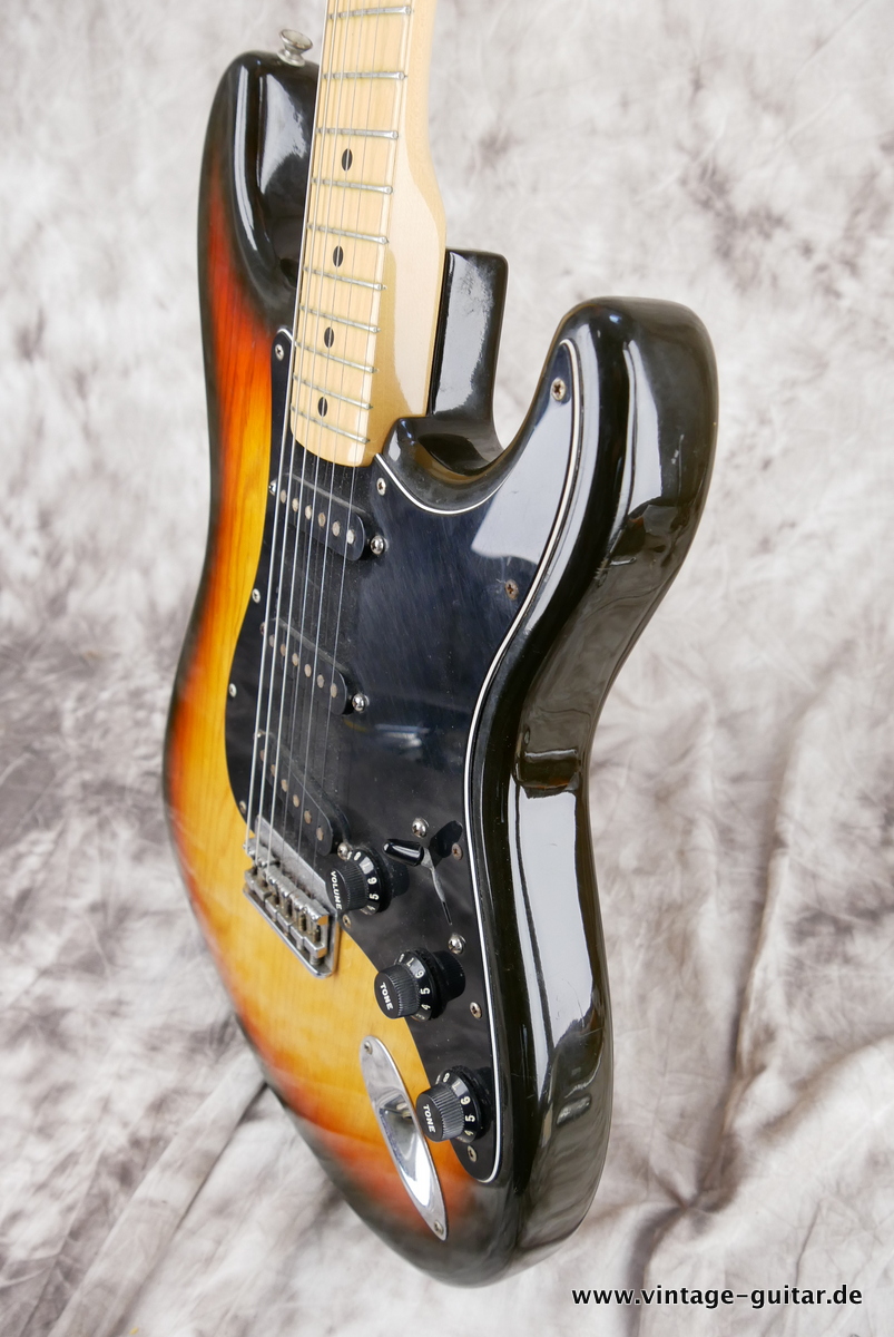 Fender Stratocaster_hardtail_sunburst_1980-006.JPG